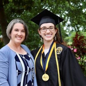 Meet your Posher, Melanie